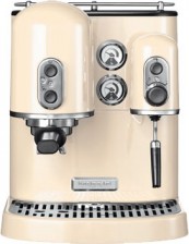 Test KitchenAid Artisan-Espressomaschine 5KES2102EAC