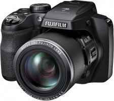Test Bridgekameras mit Batterien - Fujifilm FinePix S8400W 