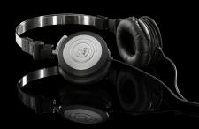 Test AKG K414P