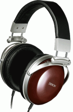 Test Denon AH-D700