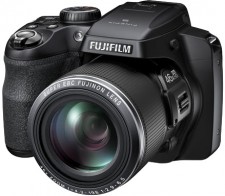 Test Bridgekameras mit Batterien - Fujifilm FinePix S8500 