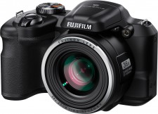 Test Bridgekameras mit Batterien - Fujifilm FinePix S8600 
