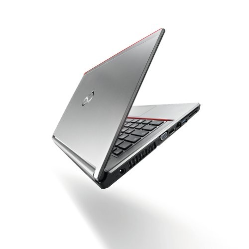 Fujitsu Lifebook E743 Test - 1