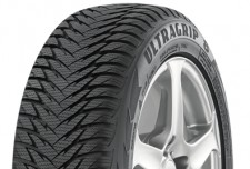 Test Goodyear UltraGrip 8 (185/60 R15T)