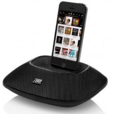 Test Docking-Stations mit Akku - JBL OnBeat Micro 