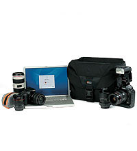 Test Lowepro Stealth Reporter D550