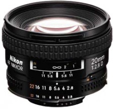 Test Nikon AF Nikkor 2,8/20 mm D