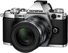 Test spritzwasserfeste Systemkameras - Olympus OM-D E-M5 Mark II 