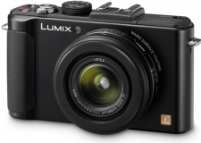 Test Digitalkameras mit 8 bis 10 Megapixel - Panasonic Lumix DMC-LX7 