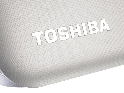 Toshiba CB30-102 Test - 3