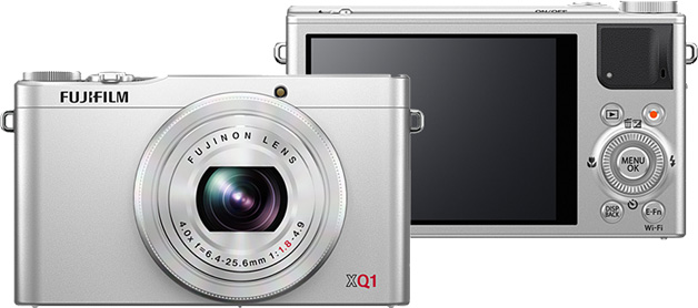 Fujifilm XQ1 - Front, Rückeite