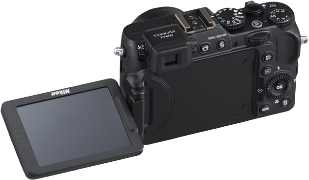 Nikon Coolpix P7800 Display beweglich, Tasten, Rückseite
