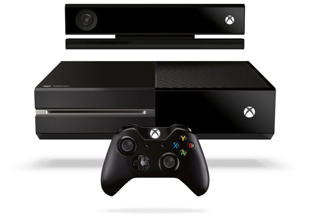 Microsoft Xbox One mit Controller und Kinect-Kamera