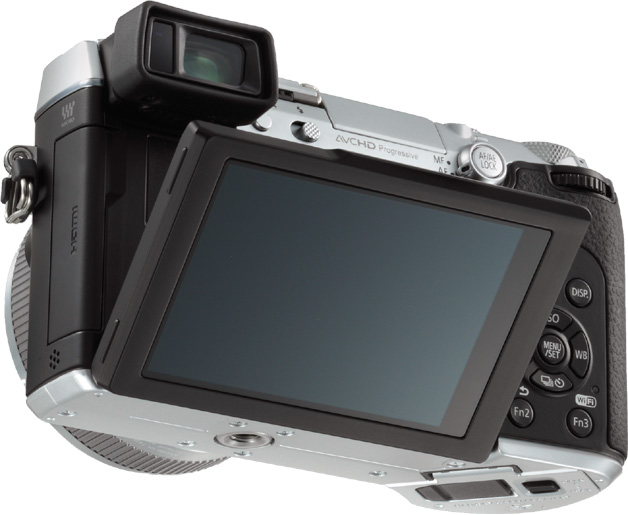 Panasonic Lumix DMC-GX7: Rückseite, Klappdisplay