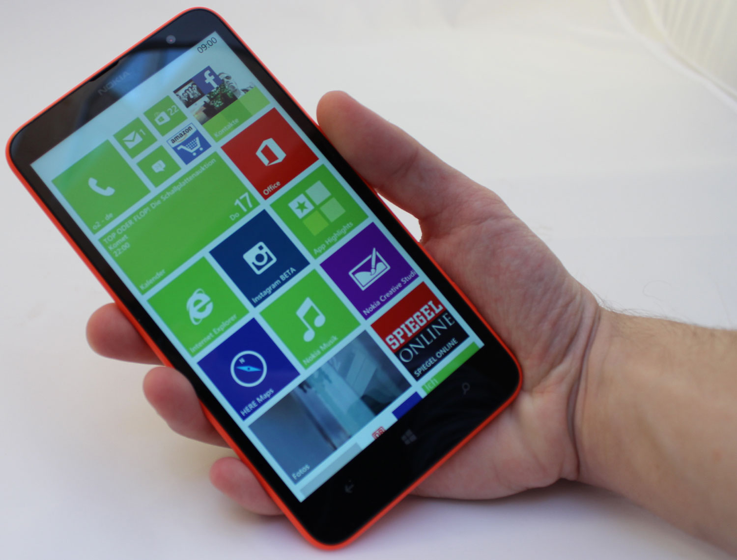 Nokia Lumia 1320 (Foto: eTest.de)