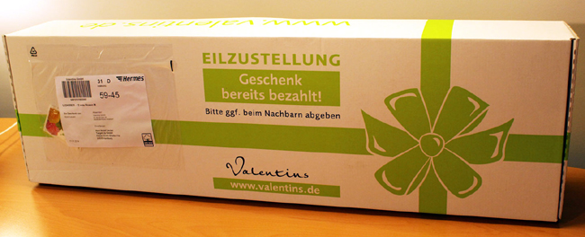 Die Verpackung der Valentins.de-Rosen (© eTest.de)